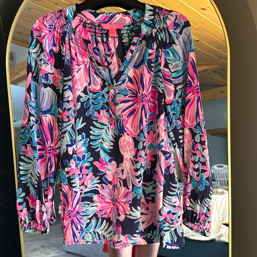 Lilly Pulitzer Elsa Top in Garden print.
